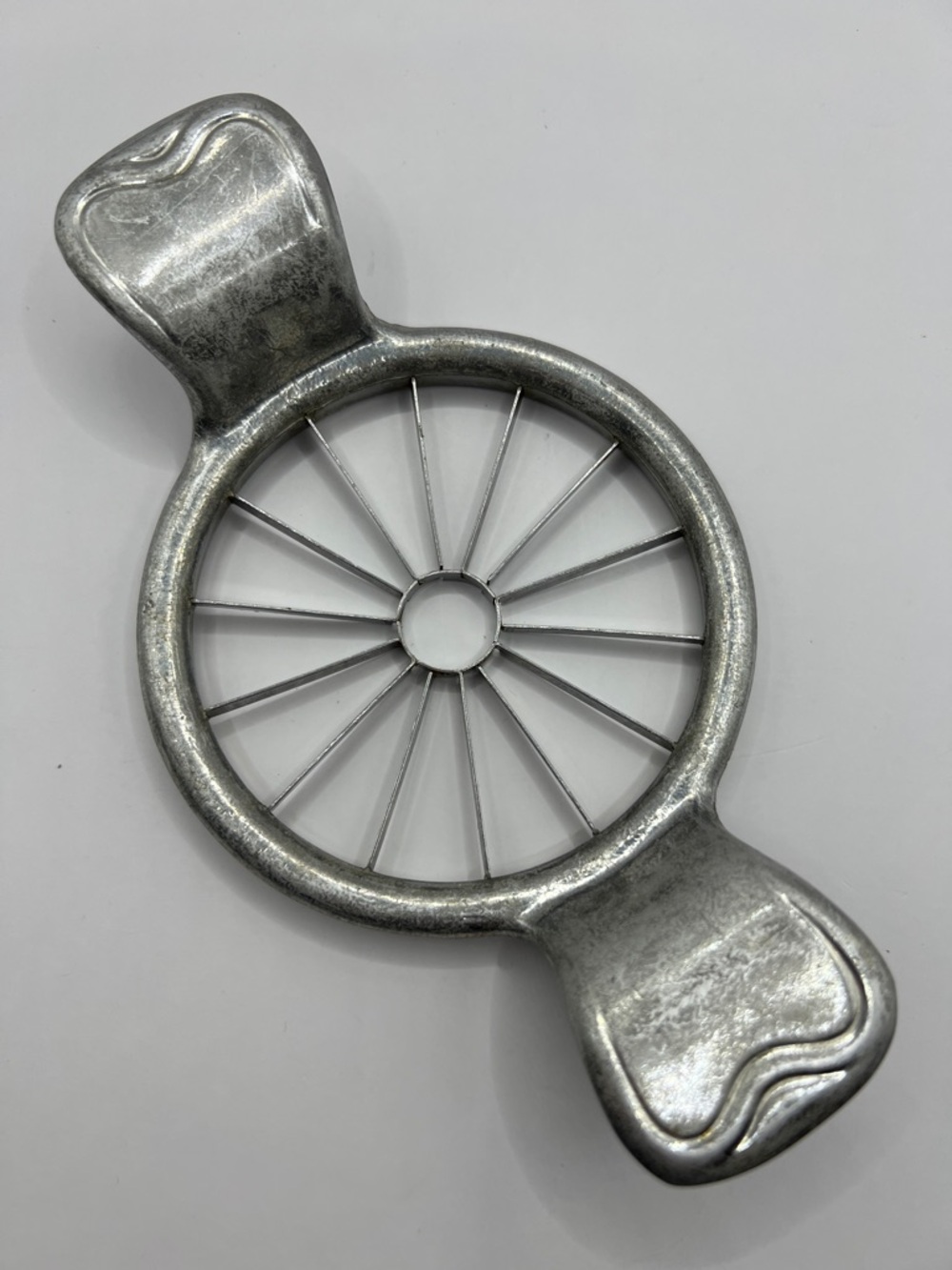 Vintage Wilesco ApFella Aluminum Fruit Apple Cutter Slicer Germany